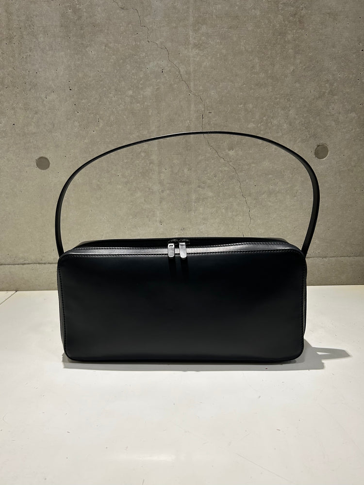 AURALEE / LEATHER SQUARE BAG MADE BY AETA / BLACK / A25ABO1AE