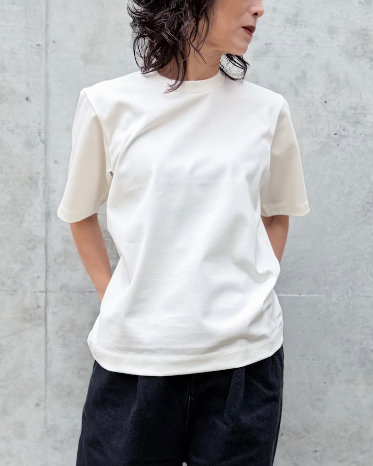 CINOH / REFINA/COMPACT T-SHIRT / OFF WHITE / C40-001