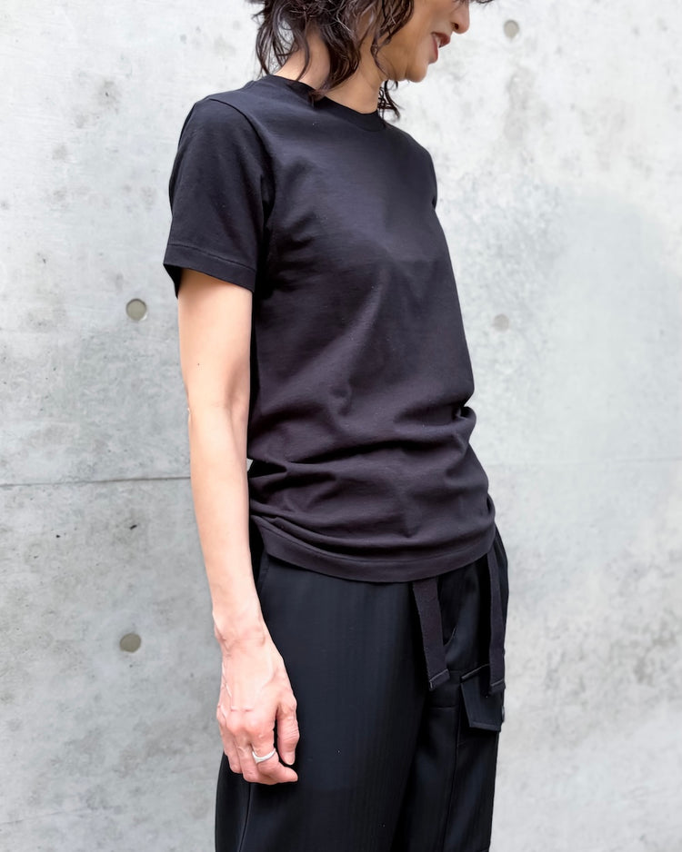 AURALEE / SEAMLESS CREW NECK TEE / BLACK / A00T04ST