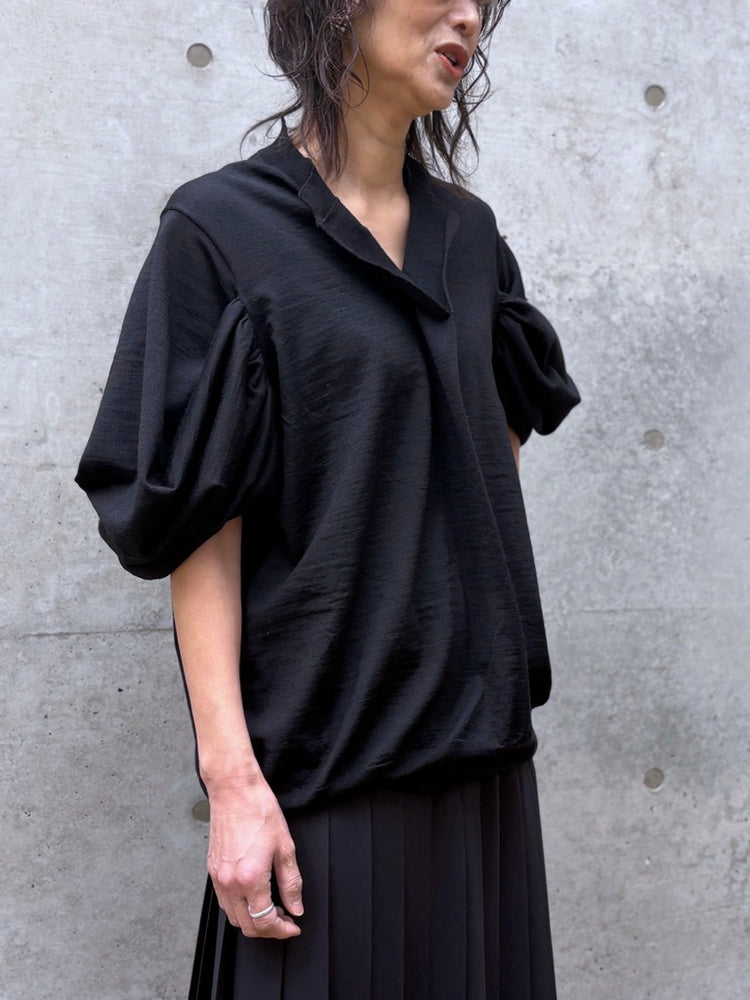 JUNYA WATANABE / アームドレープデザイン Vネックニット / BLACK / JQ-N006