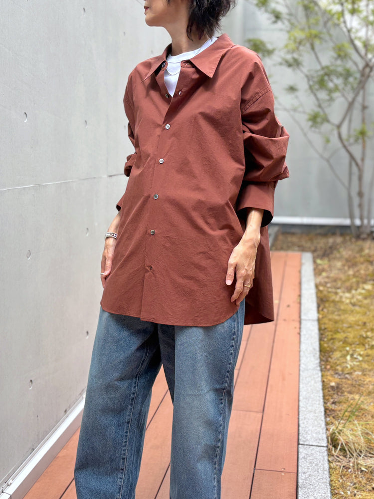 SOPHIE TALKS ABOUT THE WEATHER / OVER SIZE SHIRT / BROWN / COM-26F-SH03