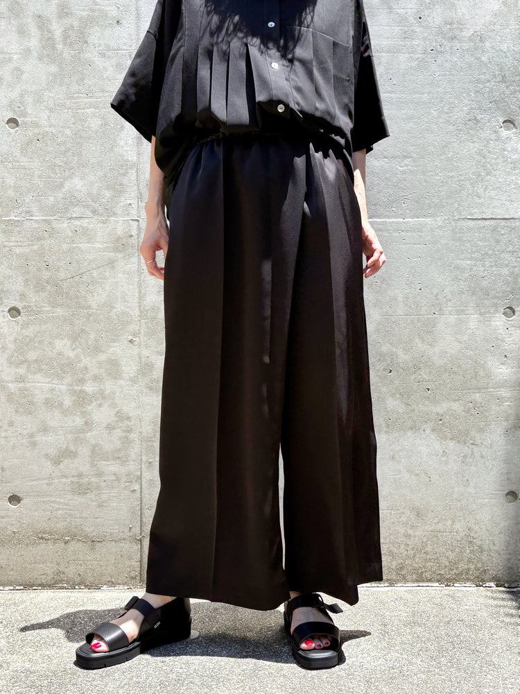 ENFÖLD / CROPPED SAROUEL-PANTS / BLACK / 300JA231-0471
