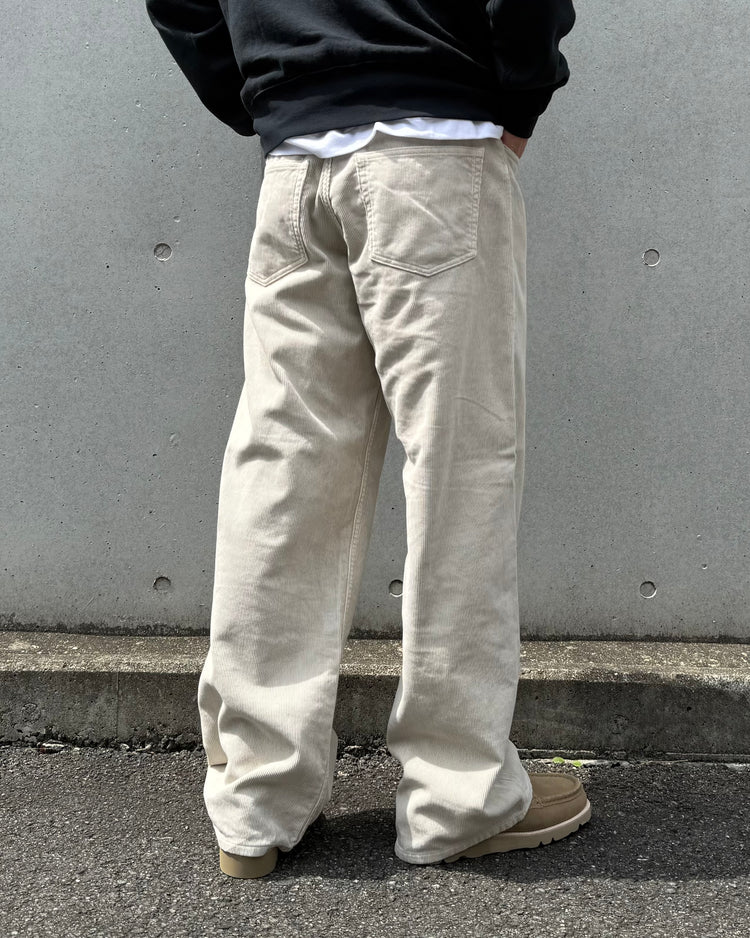 AURALEE / GARMENT-DYED FINX CORDUROY 5P WIDE PANTS / WHITE KHAKI / A26SP01FX