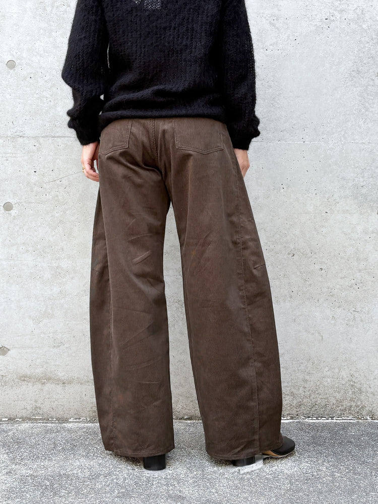 HYKE / CORDUROY BARREL LEG JEANS / BROWN / 13406 /