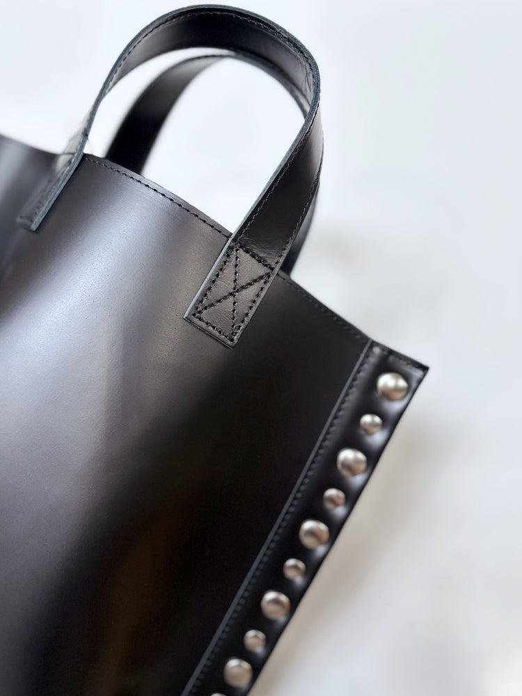 tao / ステアガラス TOTE BAG (M) / BLACK / TR-K204