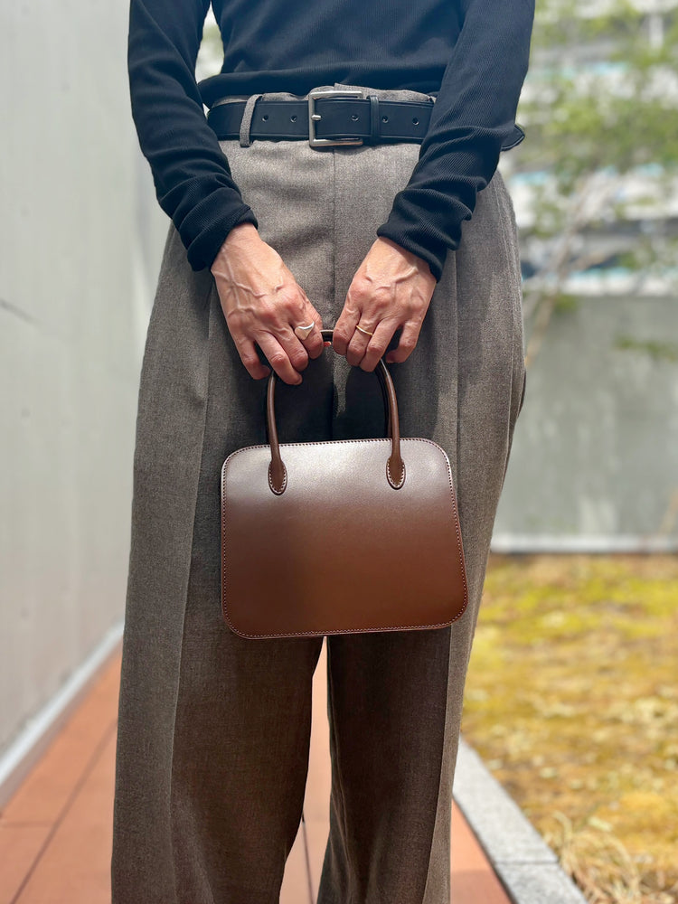 AURALEE / LEATHER TOTE BAG - S MADE BY AETA / BROWN / A26AB03AE