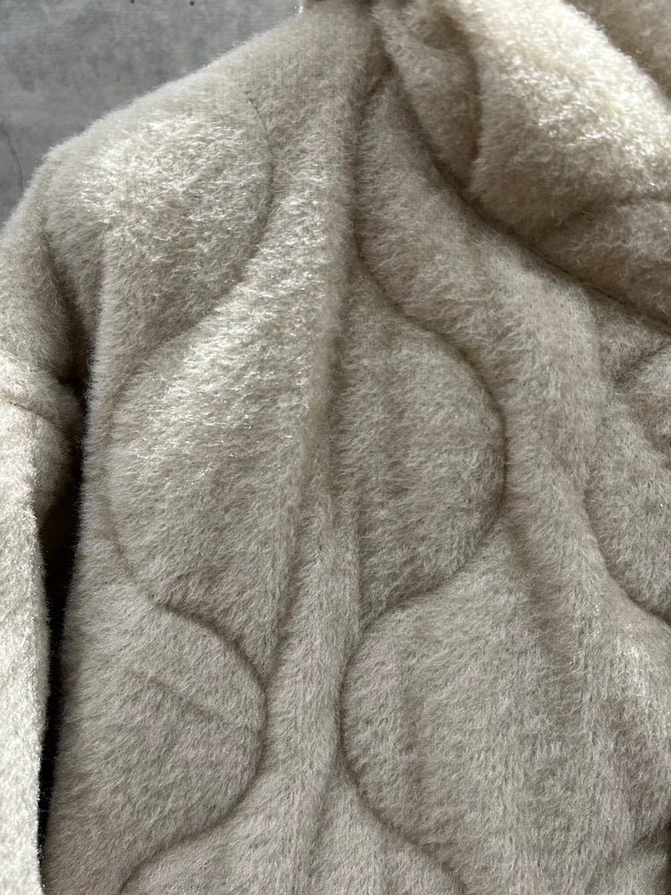HYKE / FAUX SHEARLING-PANELED SHEER QUILTED HOODED JACKET / CREAM / 17600