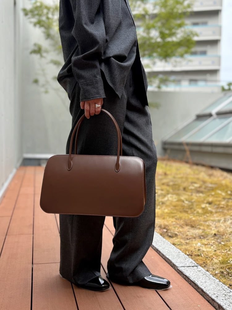AURALEE / LEATHER TOTE BAG - M MADE BY AETA / BROWN / A26AB03AE
