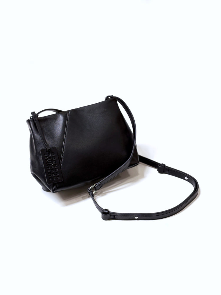 MM⑥ Maison Margiela / Folded J Shoulder Bag / black / SB5ZH0032P8805