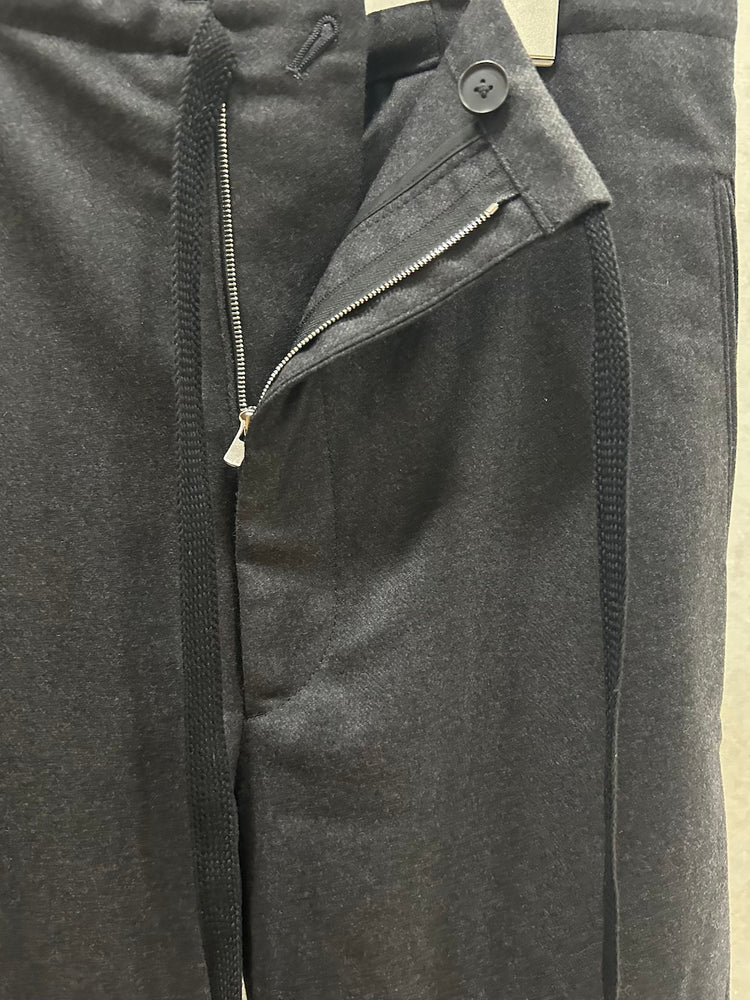 AURALEE / WOOL FULLING FLANNEL DRAWSTRING PANTS / TOP CHARCOAL / A26AP06CF/