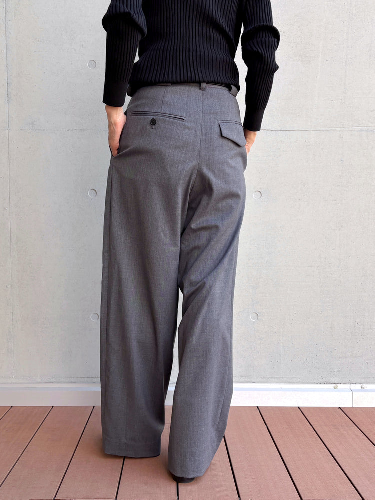 CINOH / TWILL HIGH WAIST TWO TUCK PANTS / GRAY / E-60-029