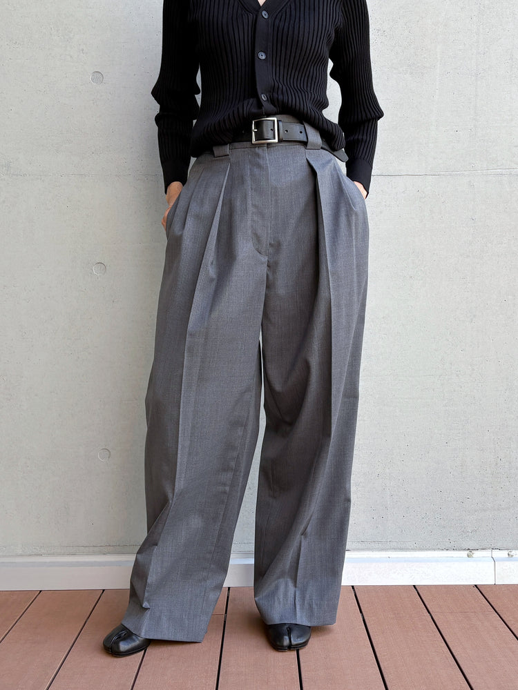 CINOH / TWILL HIGH WAIST TWO TUCK PANTS / GRAY / E-60-029