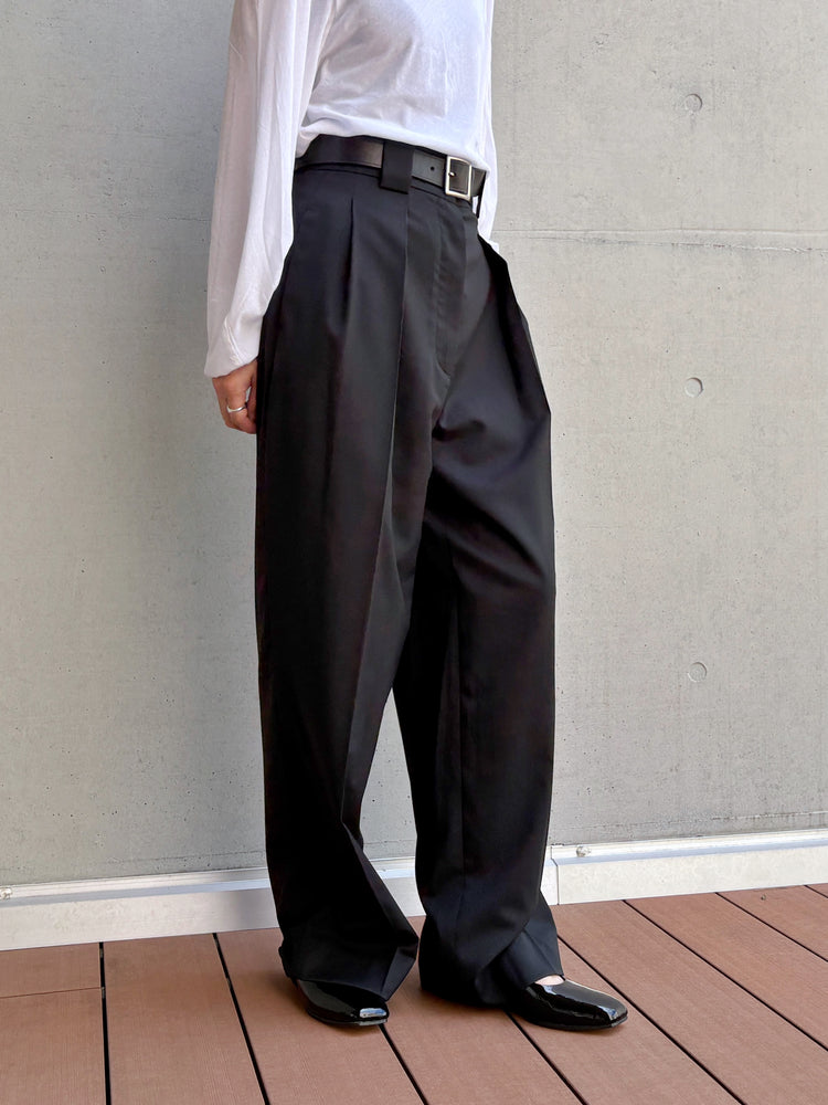 CINOH / TWILL HIGH WAIST TWO TUCK PANTS / BLACK / E-60-029