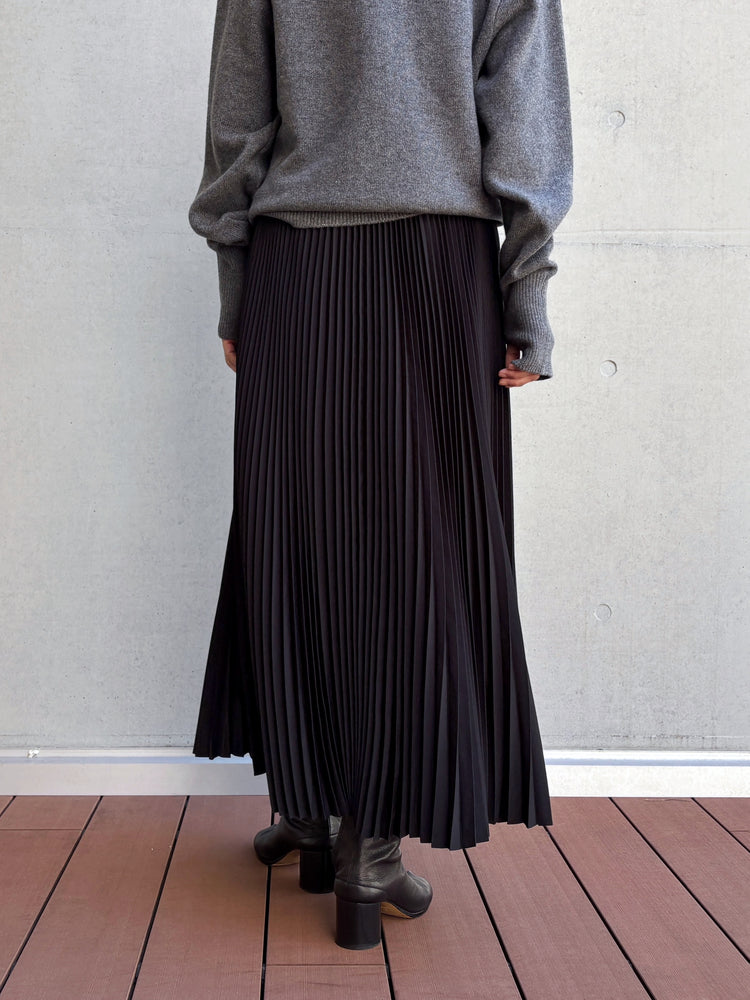 HYKE / TAFFETA PLEATED SKIRT / BLACK / 14164