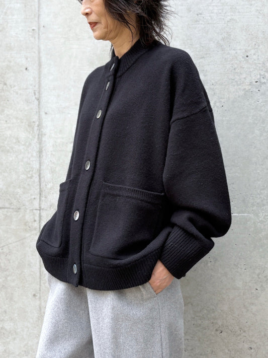 någonstans / box cardigan  / Black / 470IA870-1701