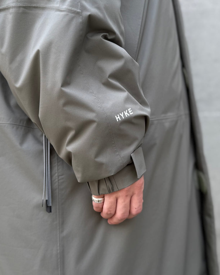 HYKE / PERTEX®️ PUFF PARKA / OLIVE DRAB / 17542
