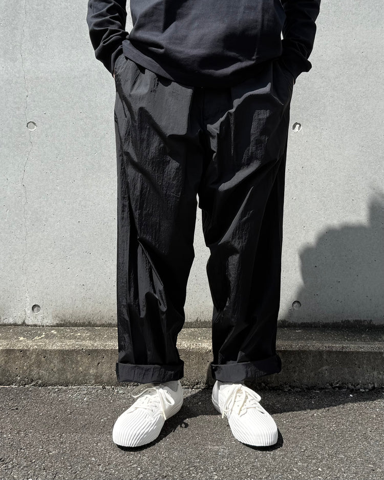 FUMITO GANRYU / EASY NYLON SLACKS / BLACK / Fu16-PA-06