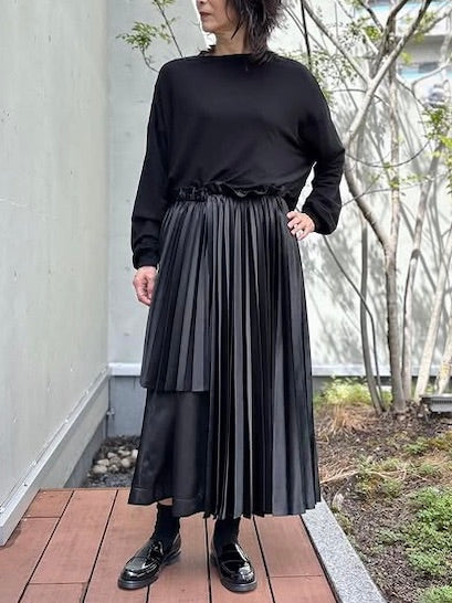 noir kei ninomiya / エステルサテンプリーツスカート（細プリーツ） / 3P-S016-051