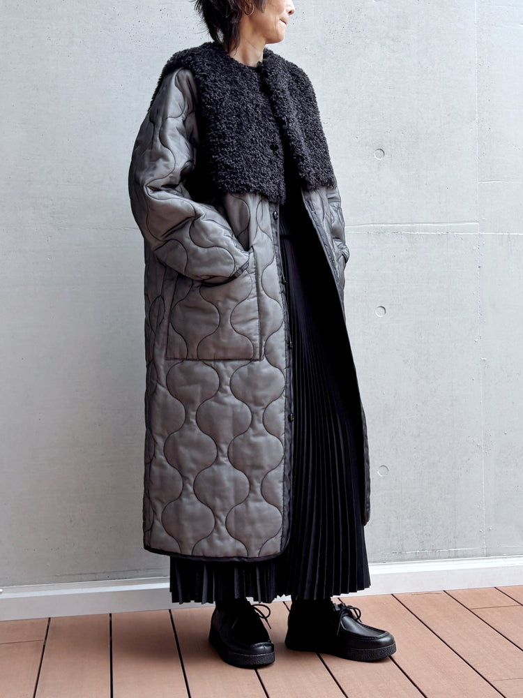 HYKE / FAUX SHEARLING-PANELED SHEER QUILTED / BLACK / 17600