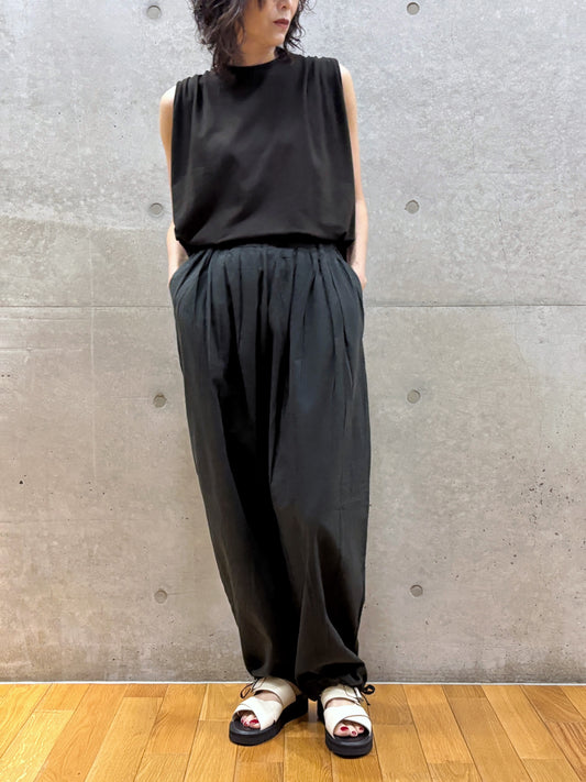 WALANCE / natural dye tuck pants / BLACK / 3261-115
