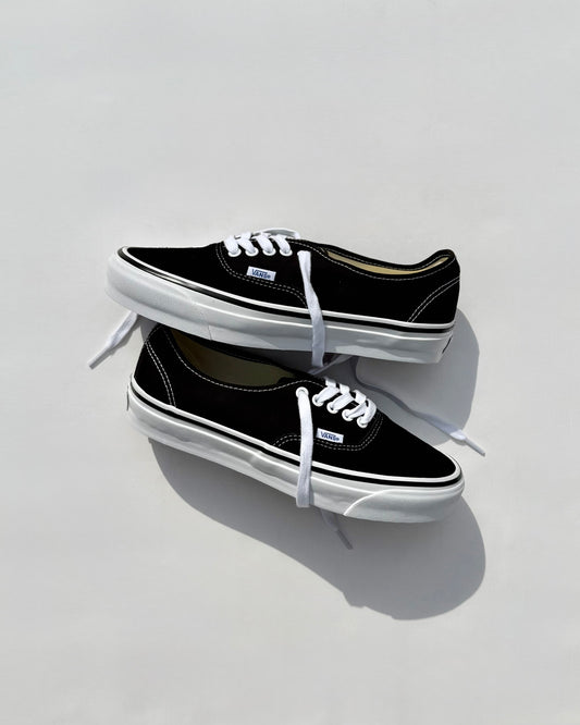 Vans Premium / LX Authentic 44  / Black/White / VN000D5KMCG
