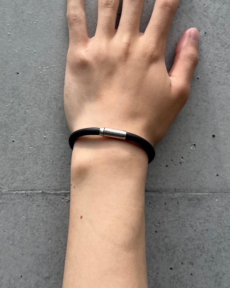END CUSTOM JEWELLERS / Magnetic leather bracelet 5 / ENDB080