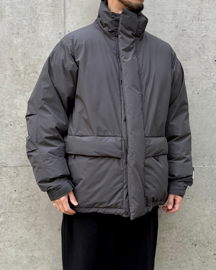 DAIWA PIER39 / WINDSTOPPER EXPEDITION DOWN JACKET / CHARCOAL / BW-15025W