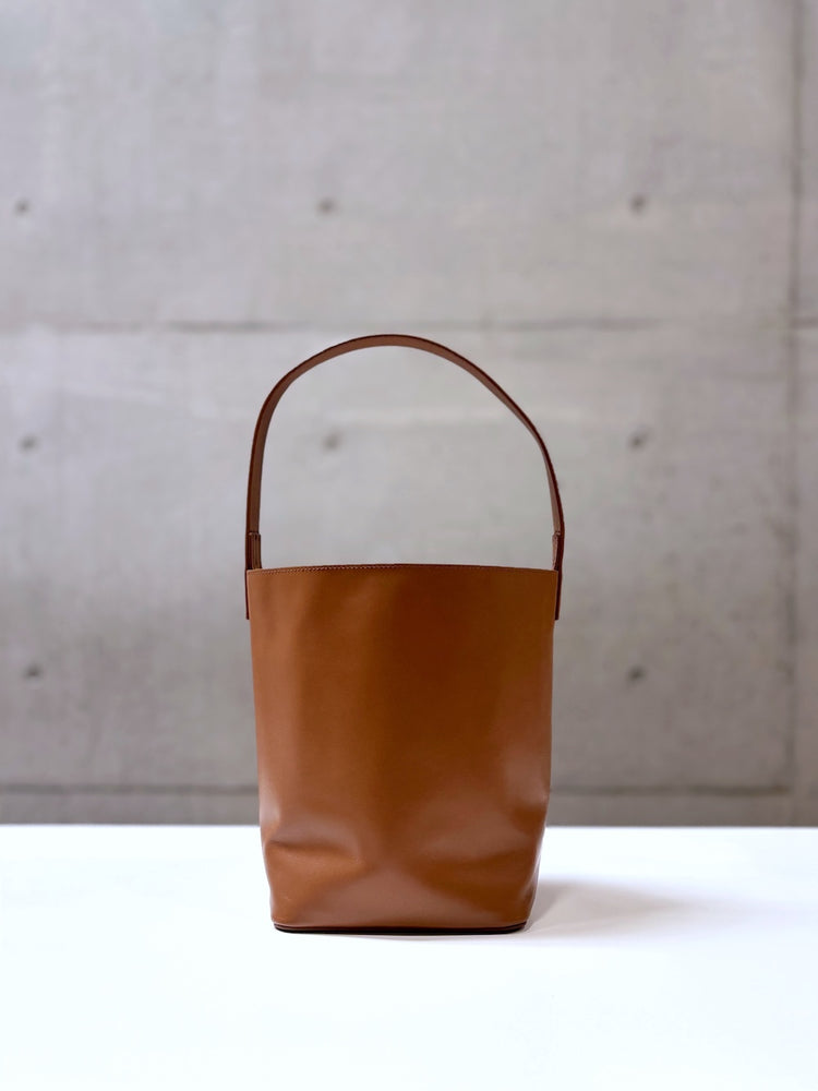 AURALEE / LEATHER SHOULDER BAG - S MADE BY AETA / BROWN / A26AB01AE