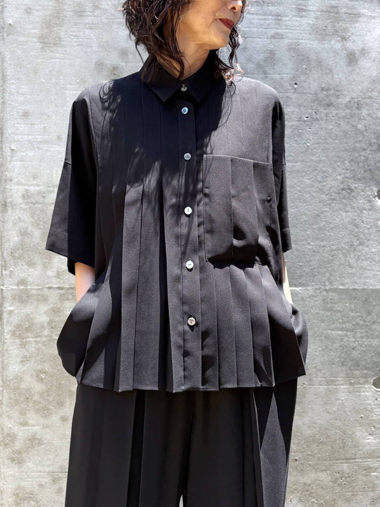 ENFÖLD / PLEATS WIDE BOX SHIRT / BLACK / 300JA230-0541