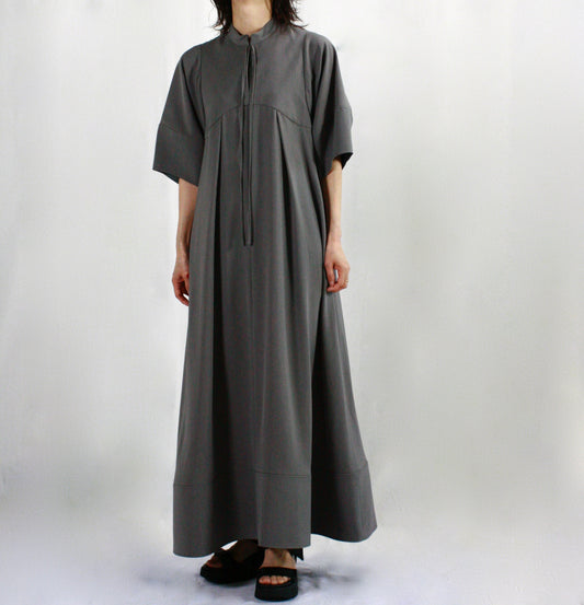 ENFÖLD / V-NECK DRESS / CHARCOAL GRAY / 300IS733-2541