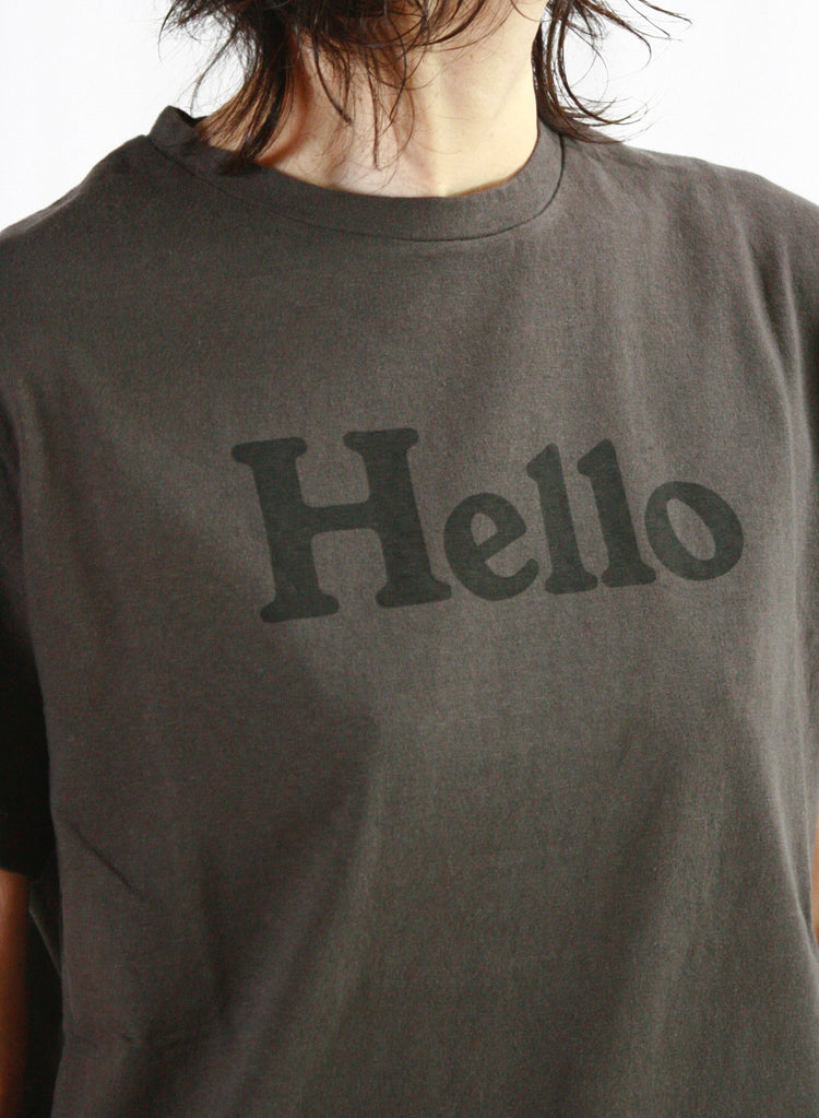 MADISONBLUE / HELLO CREW NECK TEE・GRAY・MB000-7001