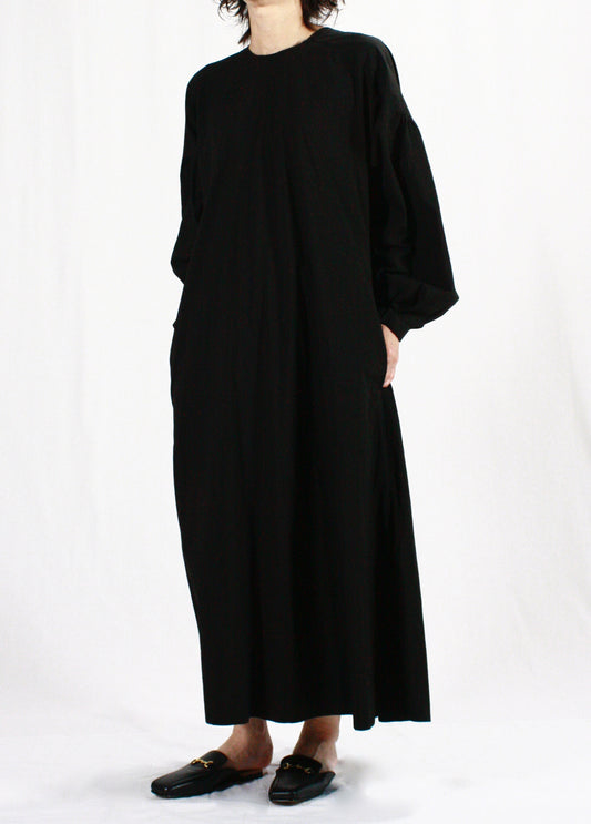 ESLOW / COTTON TYPEWRITER CURVE SLEEVE DRESS / BLACK / A2043FA200