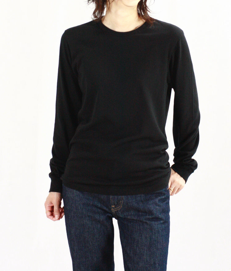 AURALEE / SEAMLESS L/S TEE・BLACK・A00T05ST