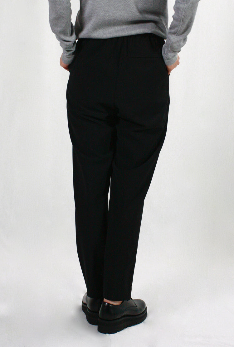 HYKE / STRETCH TAPPERED PANTS・BLACK・13306