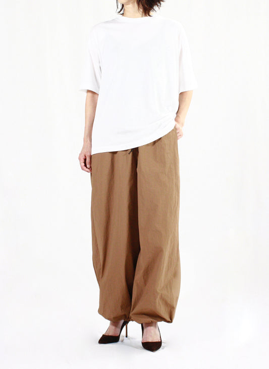 ASTRAET / ナイロンワイドトラックパンツ / MID BROWN / 5422-199-0441