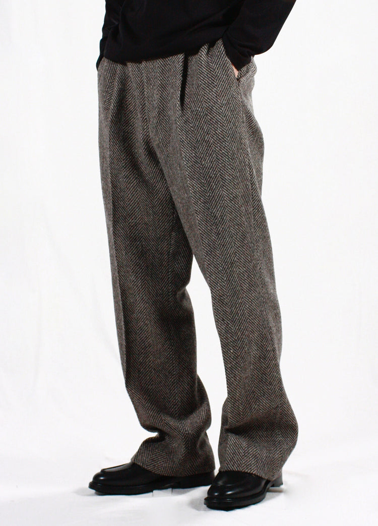 AURALEE / LAMA SHETLAND WOOL TWEED SLACKS / KHAKI TWEED