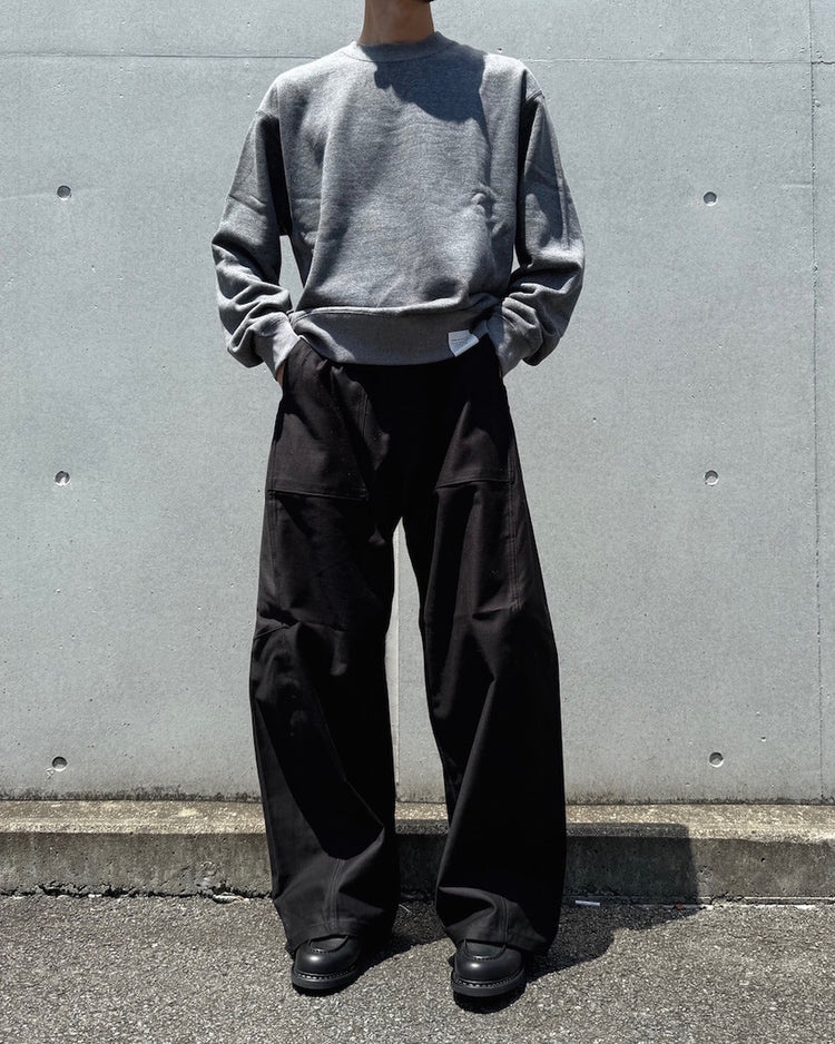 HYKE / BACK SATIN BARREL-LEG PANTS / BLACK / 13350