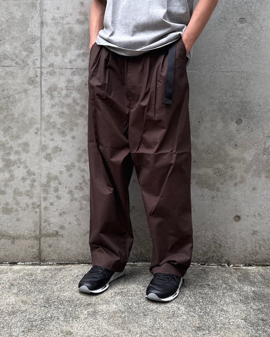 COMME des GARCONS HOMME / 綿ツイル 二ドム加工 Belted Pants / HP-P012-051-3 / BROWN