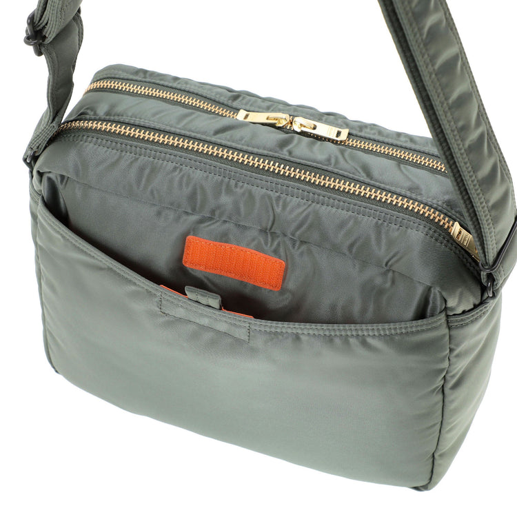 PORTER / TANKER  SLING BAG W zip（L）622-08633 / SAGE GREEN